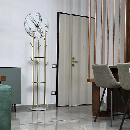 Pitagora Apartament Crotone